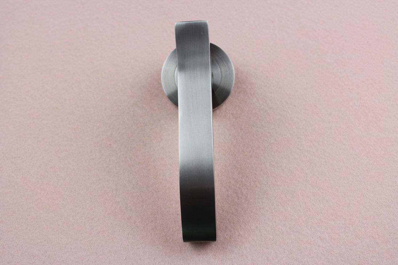 Design solid stainless steel 304 material door lever handle