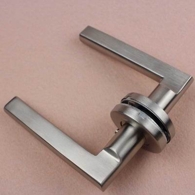 High quality timber door room 72/85mm center distance lever door lock handle